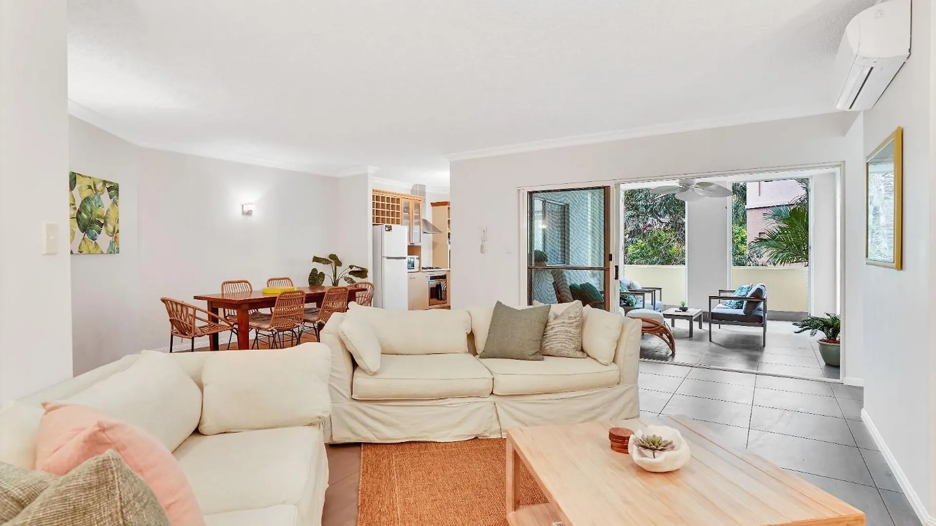 Lotus Lakes - Resort Style Living Cairns Apartment